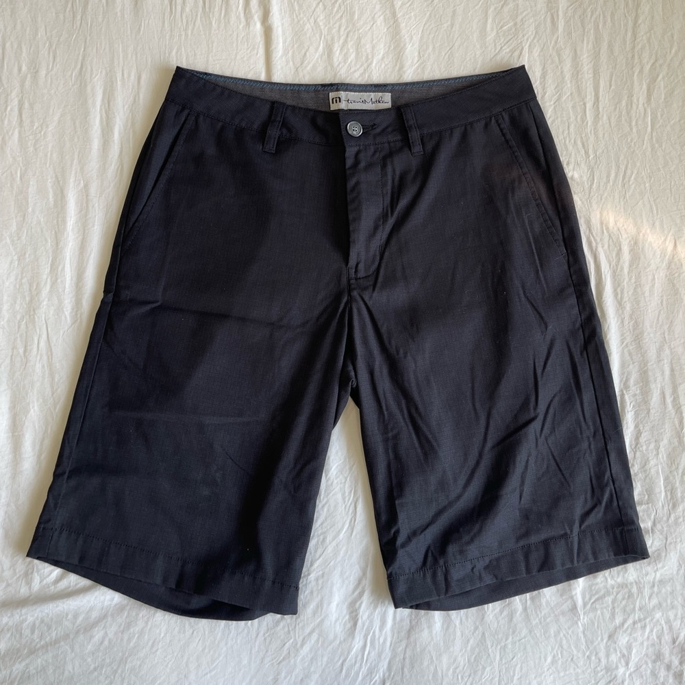 Travis Mathew navy golf shorts 30